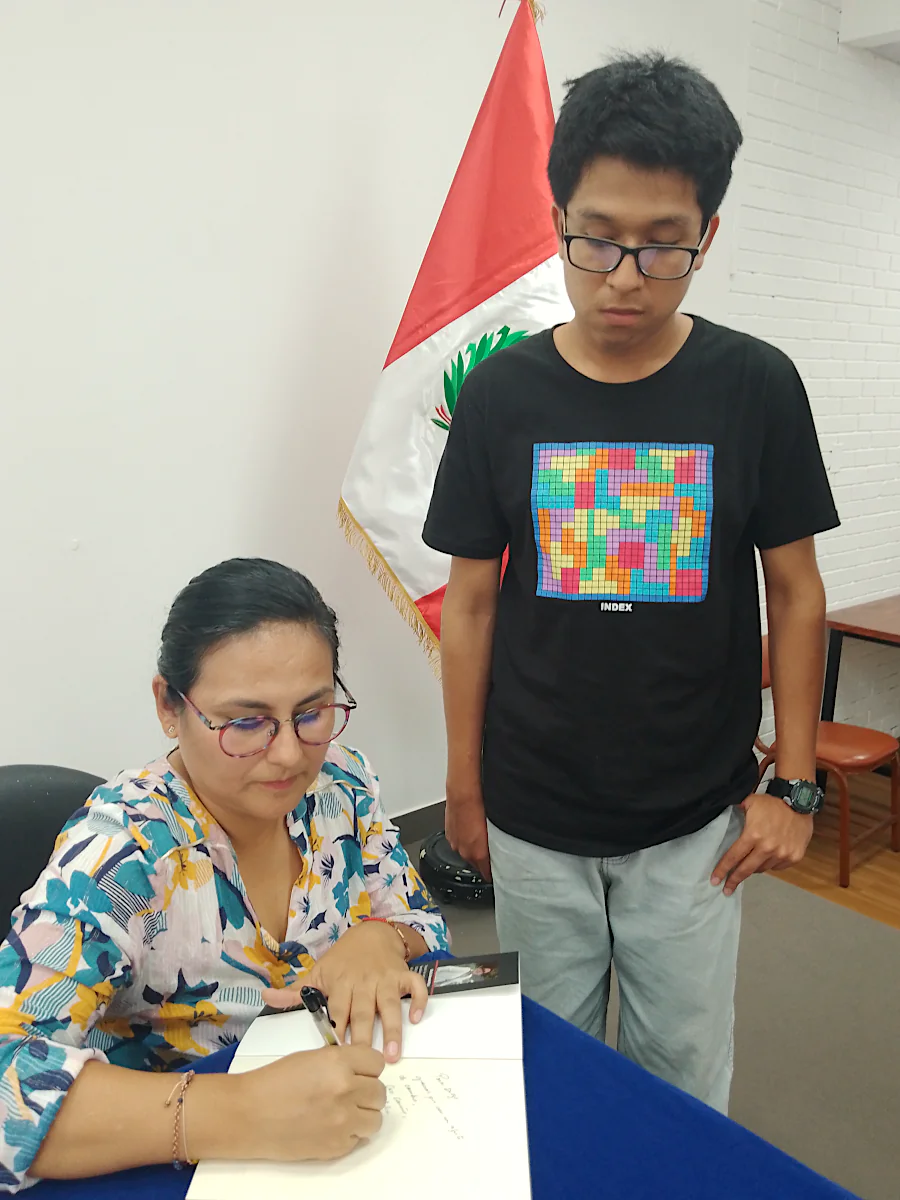Elba Acevedo lors d'une activité autour de ses publications
